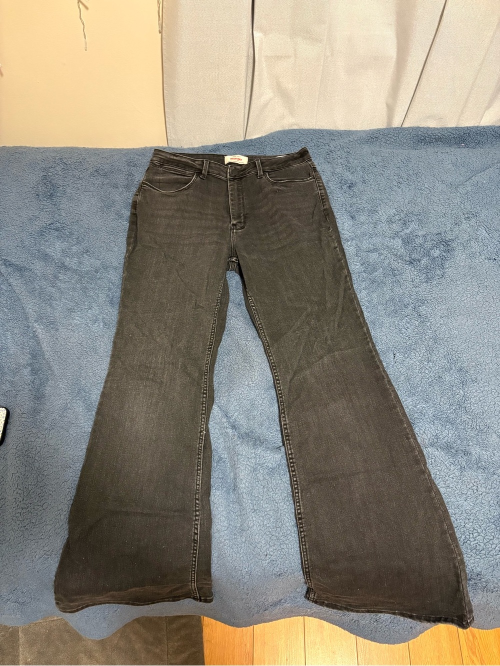 Women's Wrangler Black Flared Jeans